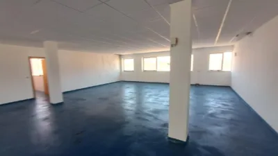 Local comercial en venta en Calle Lg Suevos 1 Poligono 95, Número 1 - Vista 3